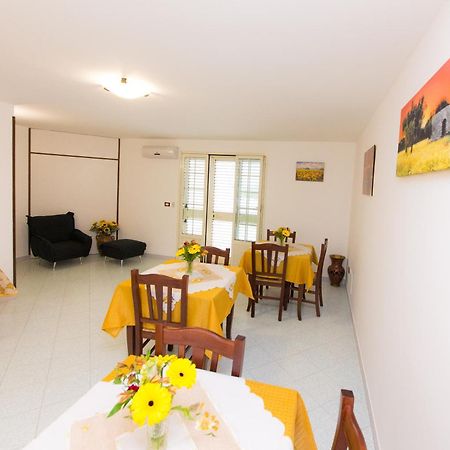 B&B La Casa Nel Borgo Спекиа Екстериор снимка